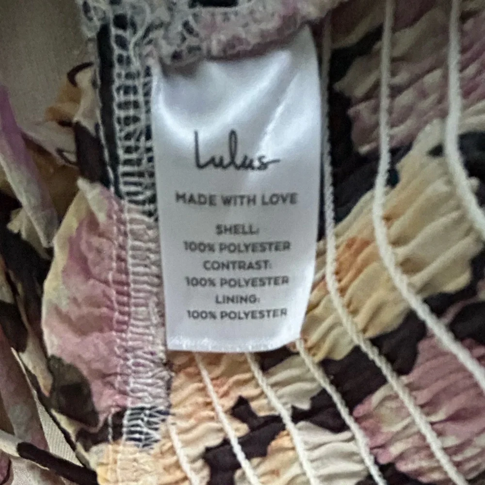 Lulus Romantic Impression Black Floral Smocked Tie Back Cropped Top - M - Picture 13 of 15